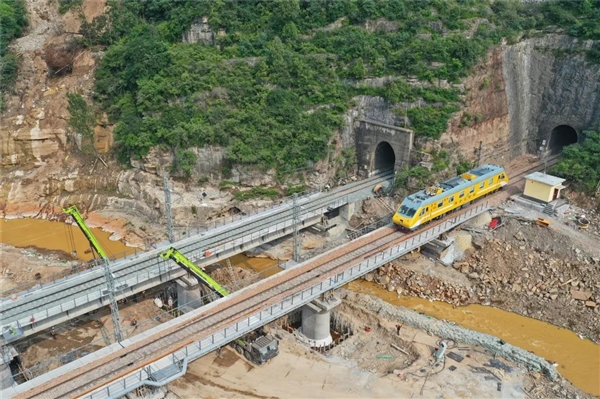 增韌PA66尼龍與耐候增韌PA66與鐵路系統關聯