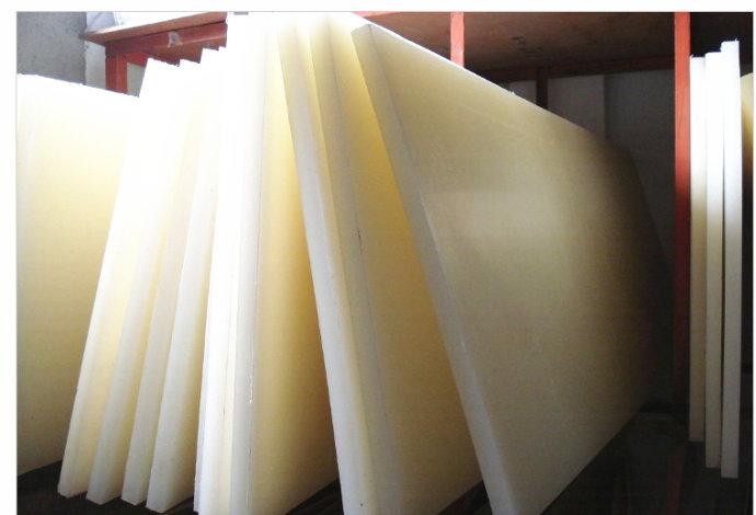 尼龍板和電木板有哪些具體區(qū)別?