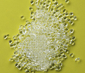 尼龍產量大,應用廣泛,其前途無量